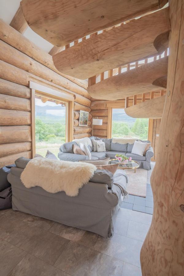 Wild Nurture Eco Luxury Offgrid Log Cabin Fort William Exterior foto